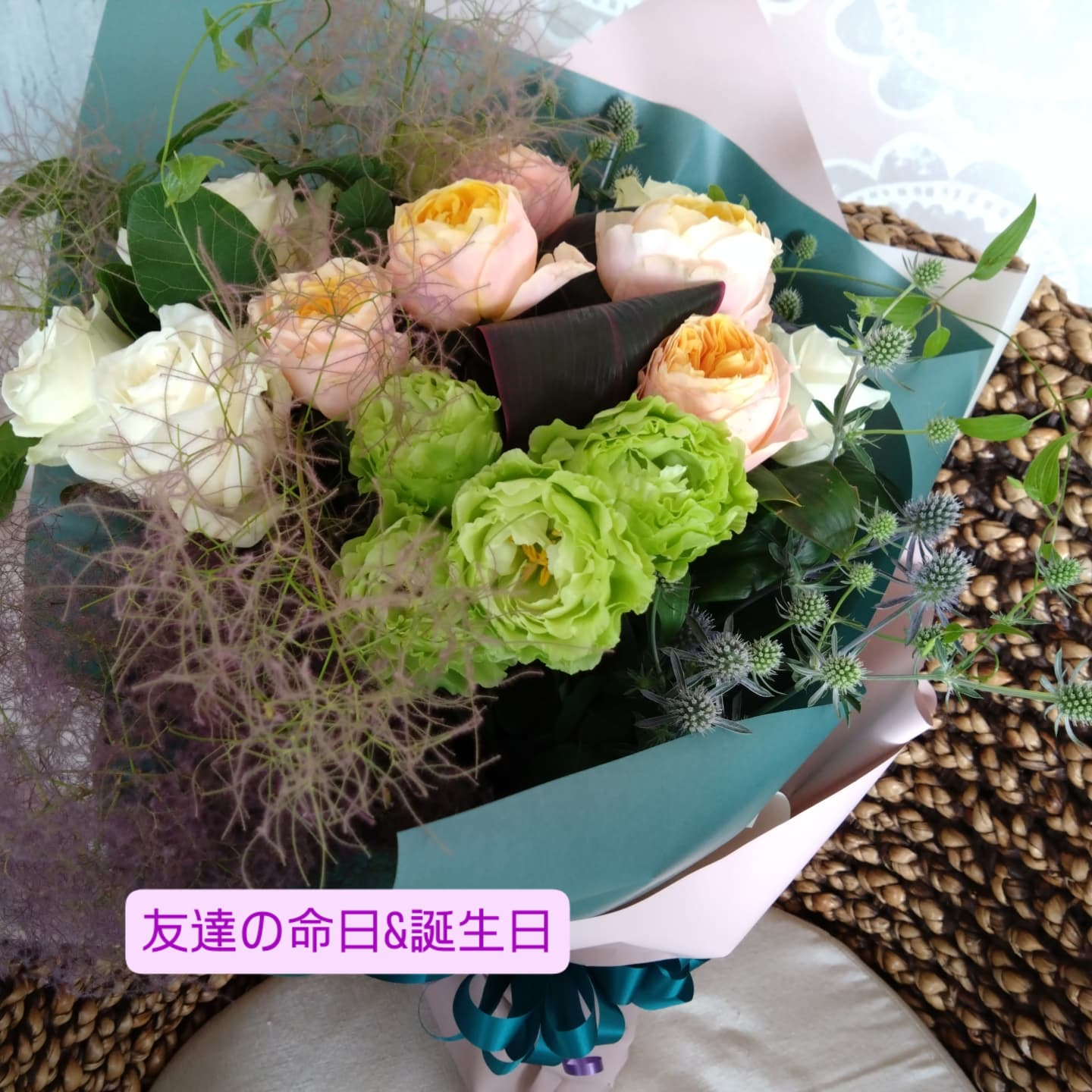 演台横のお花.今年の花束