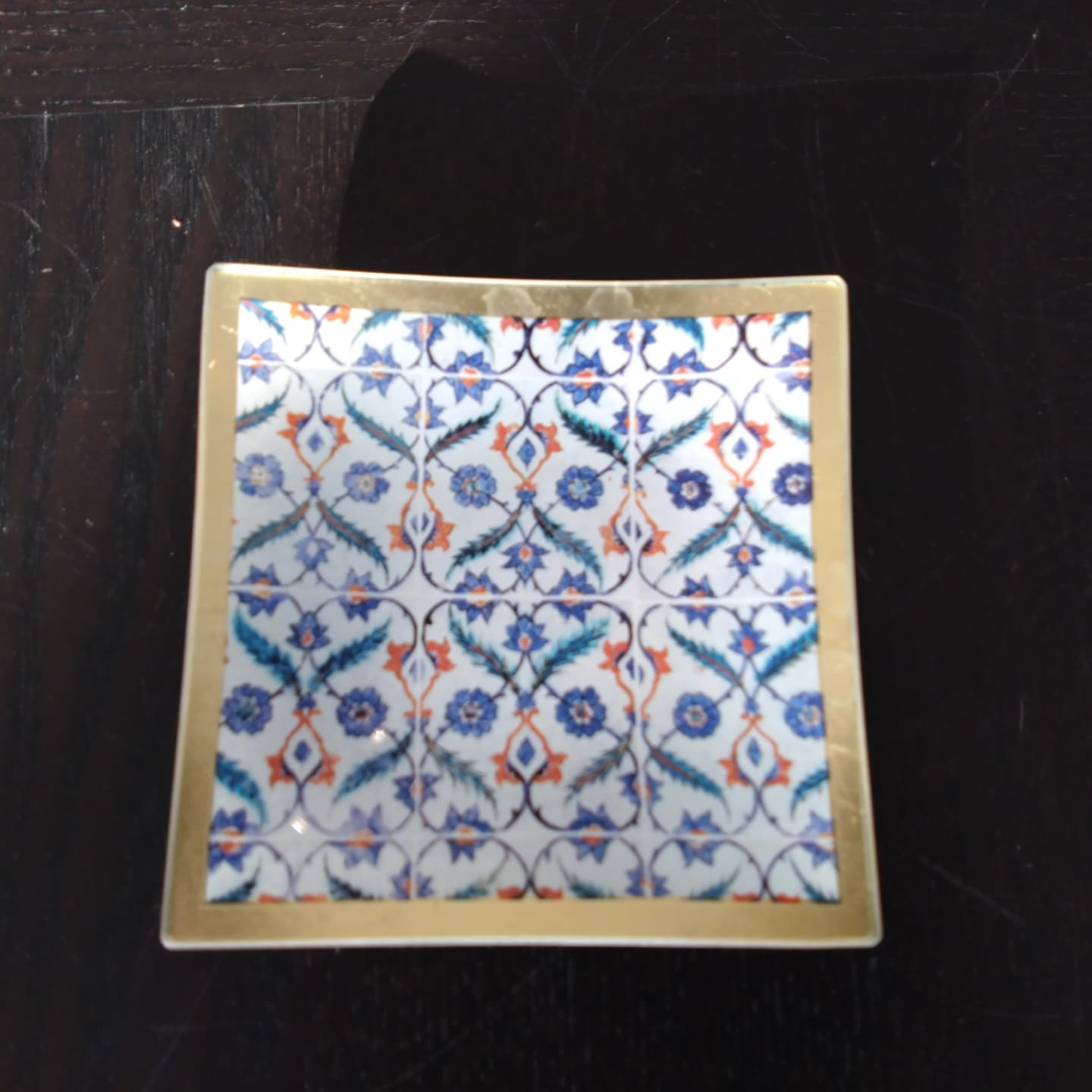 アンティーク風のガラストレイ入りました😃