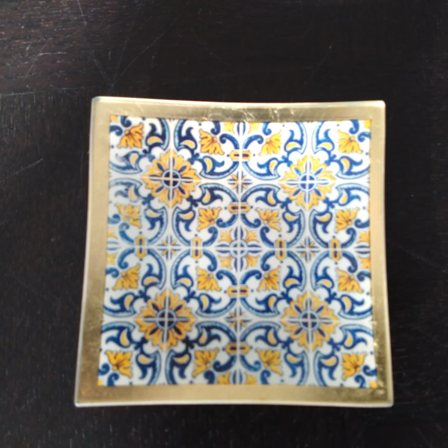 アンティーク風のガラストレイ入りました😃