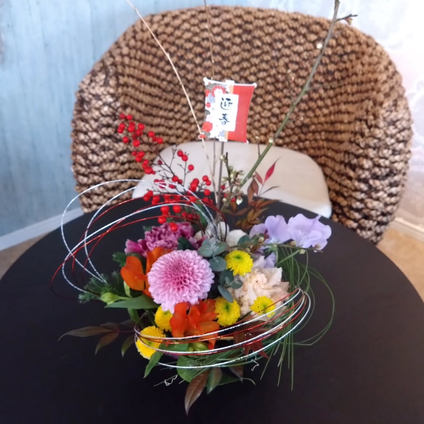 お正月のアレンジ並びました🎍