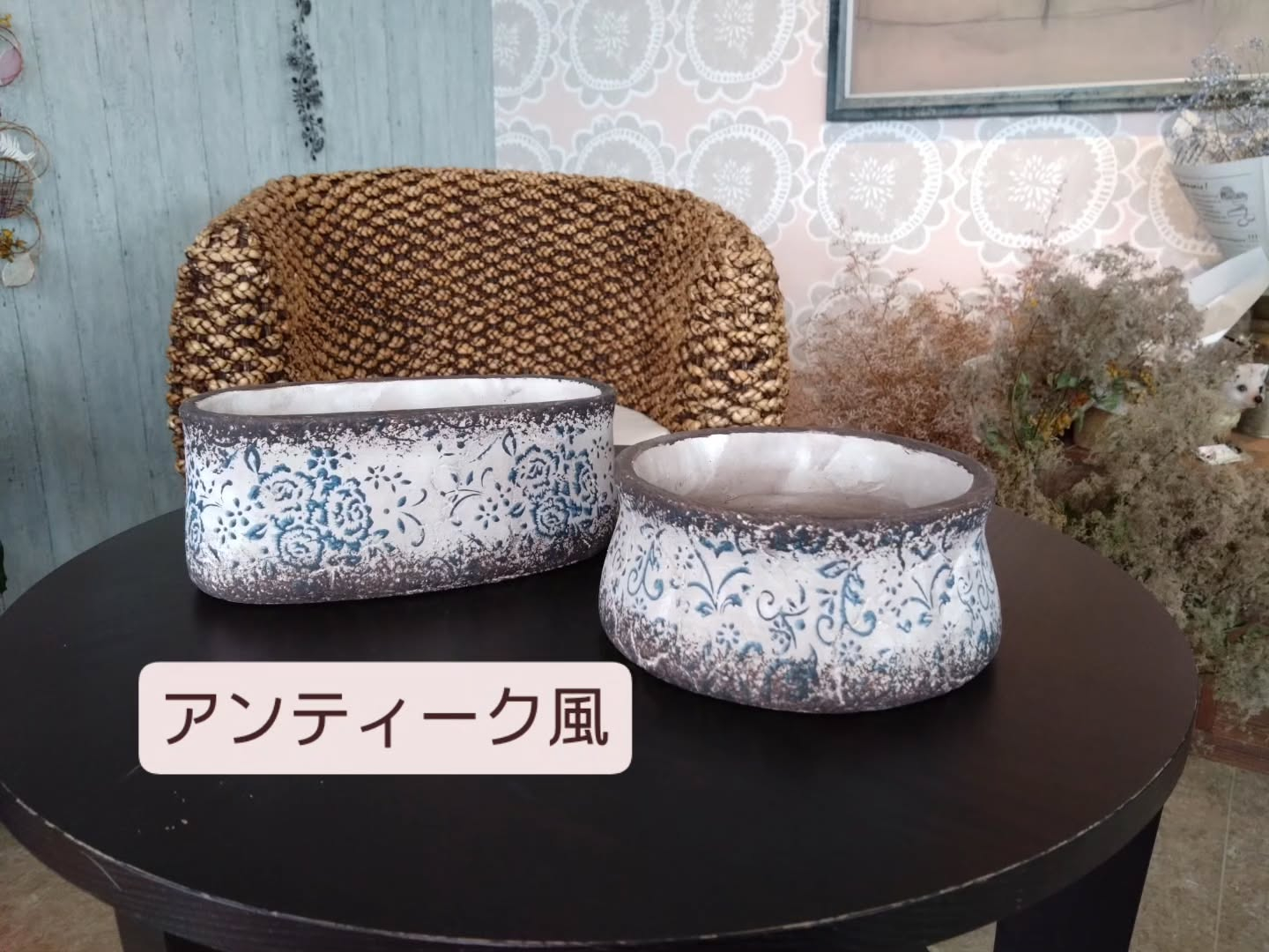 浅めの陶器、高さのある陶器入りました😊