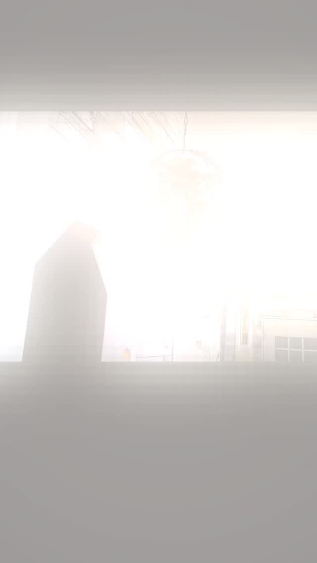 揺れるオブジェ